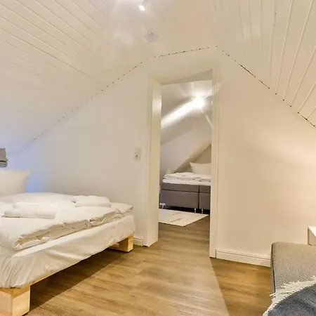 Holiday home Naturidyll Mariendorf - Reethus Rotbuche Middelhagen